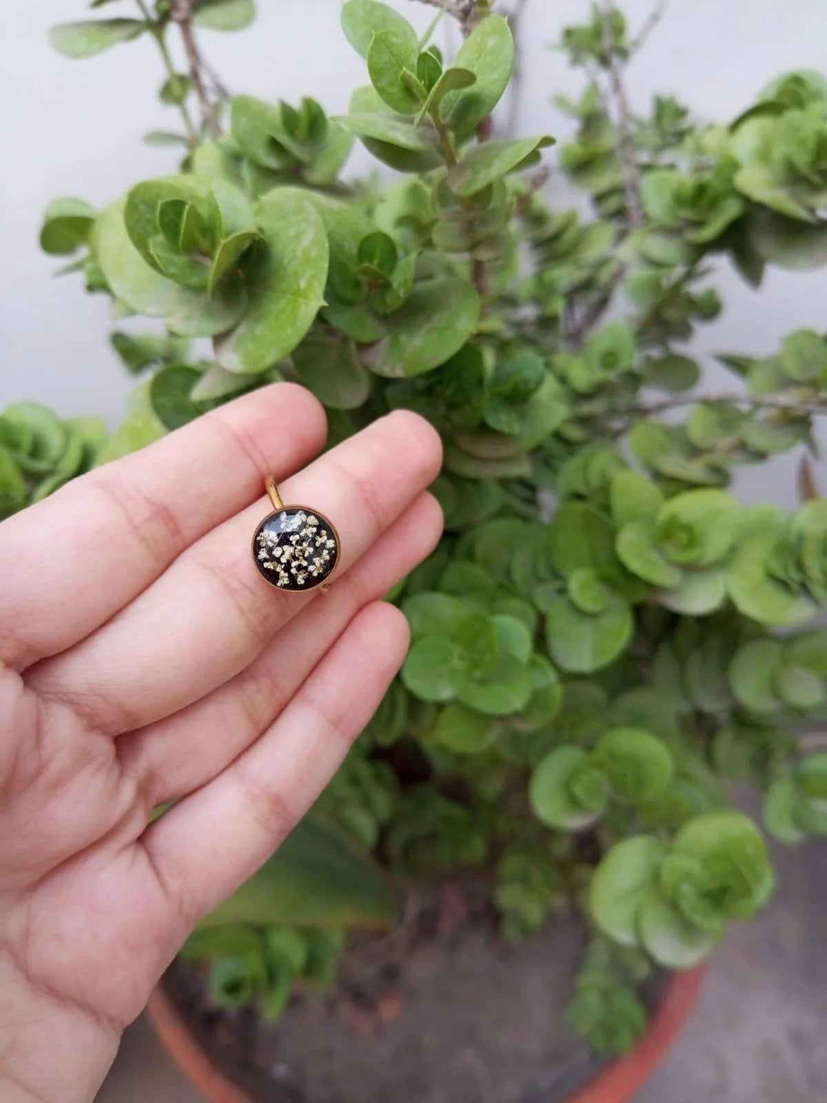 Handcrafted Resin Analace Flower Ring