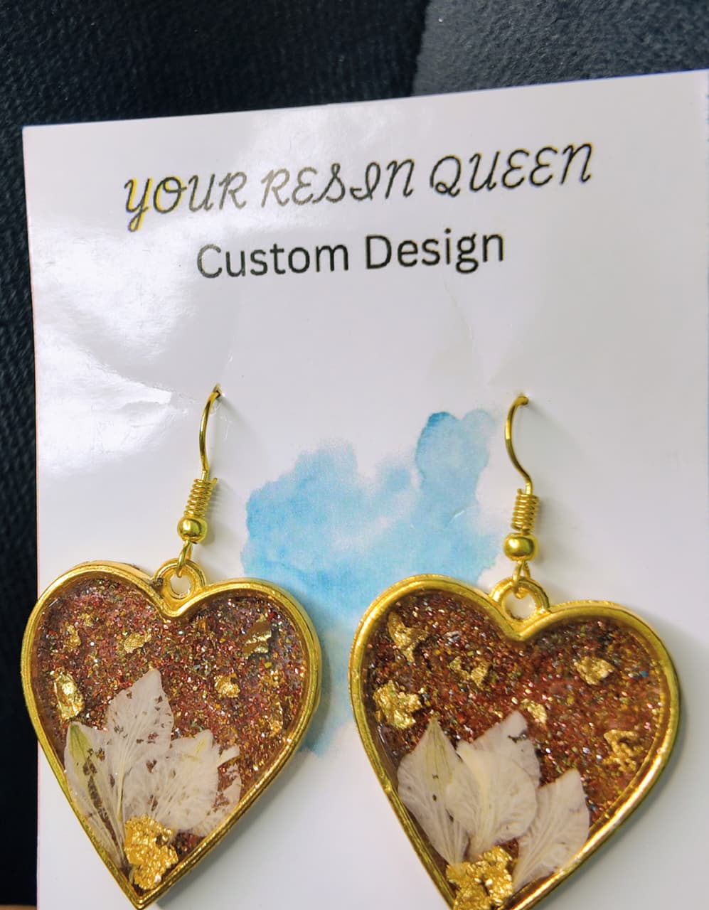 Red & Gold Resin Earrings with White Safoora & Gold Flakes – Elegant Artisan Design